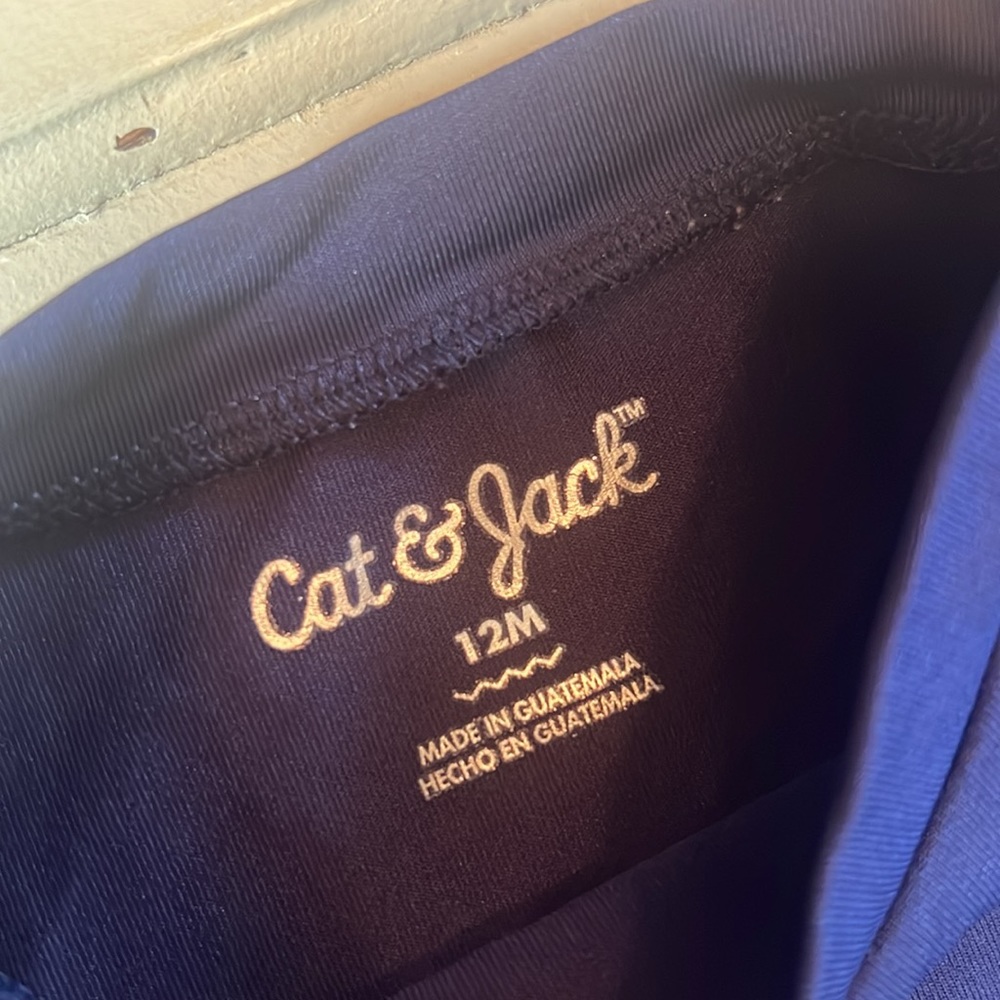 Cat & Jack 12 month Rashguard - Picture 3 of 4
